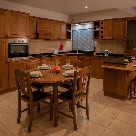 Spacious 3 Bedroom Apartment In Marsascala Марсаскала Екстериор снимка